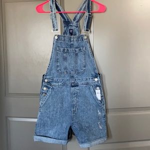 Gap overall shorts